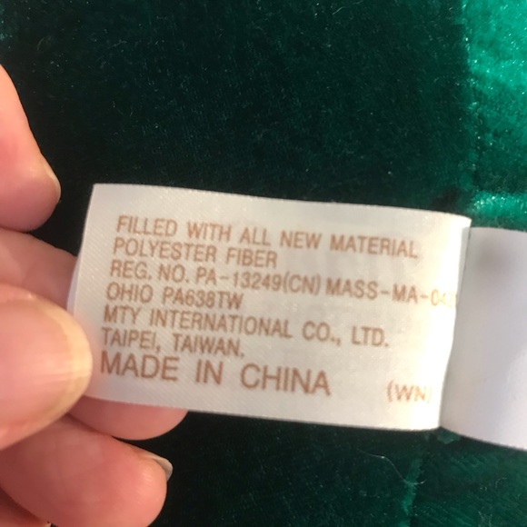 Collectable Snowflake Bear 2007 - Picture 5 of 8